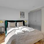 Comfy Family House By Lion 公寓 *